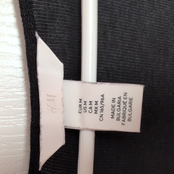 Sweater - Picture 2 of 6